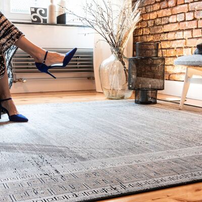 Deladeco Tapis vintage gris en viscose Inca Gris 80x150 Gris 80x150 - Publicité Deladeco Tapis vintage gris en viscose Inca Gris 80x150 Gris 80x150 - Publicité