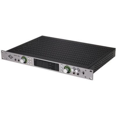 Universal Audio Apollo x8p Gen2 Essentials+ - Publicité Universal Audio Apollo x8p Gen2 Essentials+ - Publicité