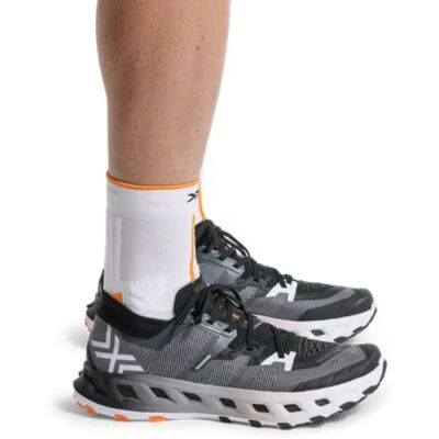 X-Bionic Terraskin X02 Trail, T. 45⅓, Noir – Chaussures de trail pour outdoor avec protection optimale et confort d'aventure. Publicité X-Bionic Terraskin X02 Trail, T. 45⅓, Noir – Chaussures de trail pour outdoor avec protection optimale et confort d'aventure. Publicité