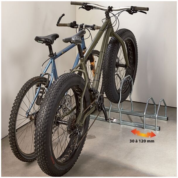 MOTTEZ Râtelier 3 vélos sur 2 niveaux 'Fat Bike' MOTTEZ Râtelier 3 vélos sur 2 niveaux 'Fat Bike'