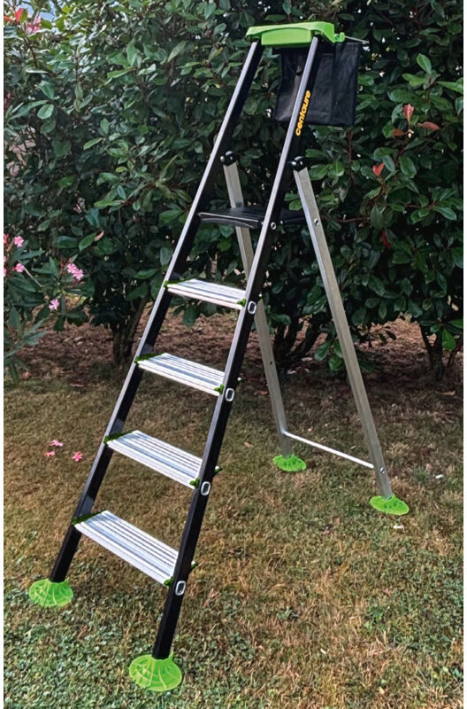 MILWAUKEE Escabeau Centaure À Marches Rivetées Garden Step 5 Marches - 209205 - - MILWAUKEE Escabeau Centaure À Marches Rivetées Garden Step 5 Marches - 209205 - -