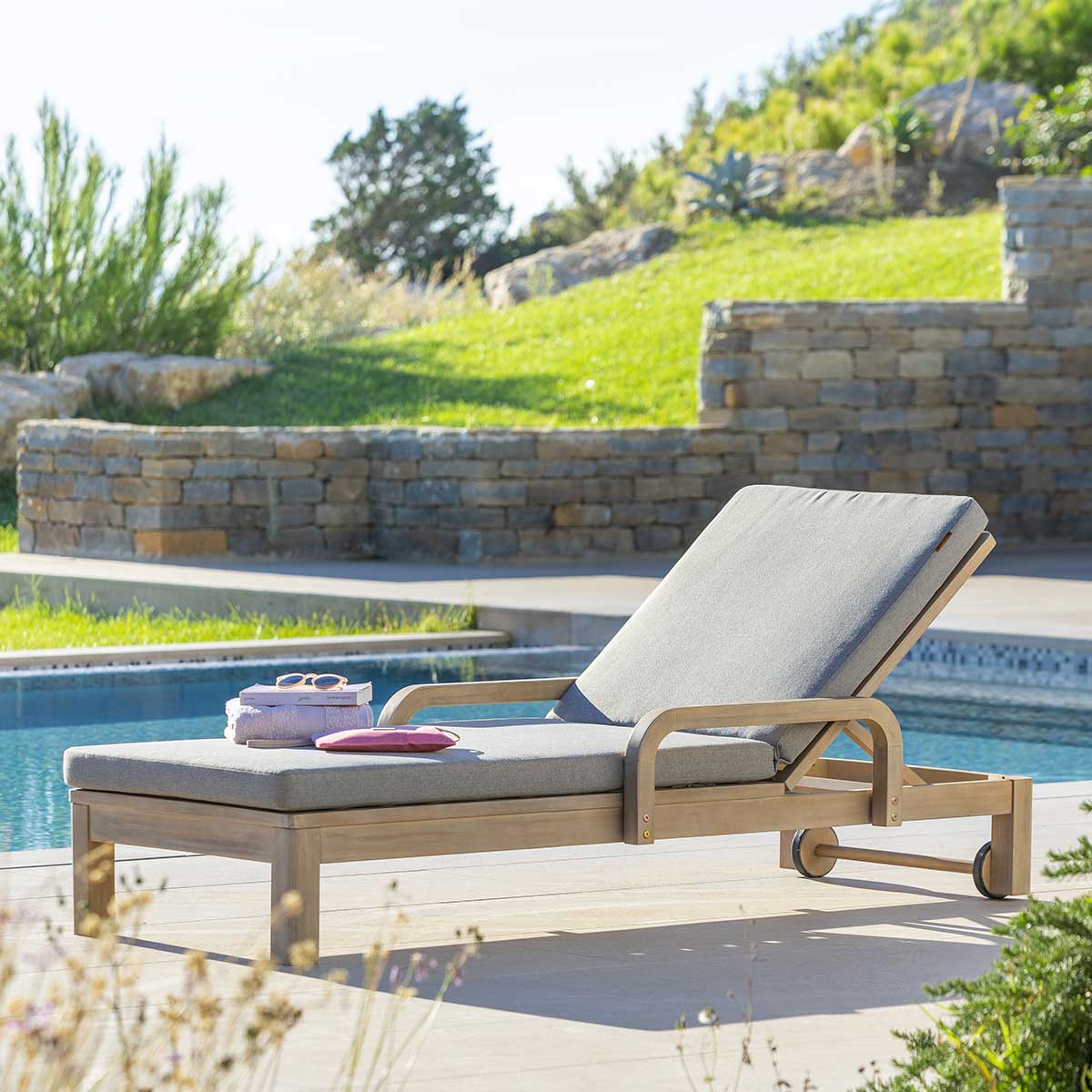 Lit de piscine PAPOUASIE Acacia Polyester, certifié FSC® Hespéride