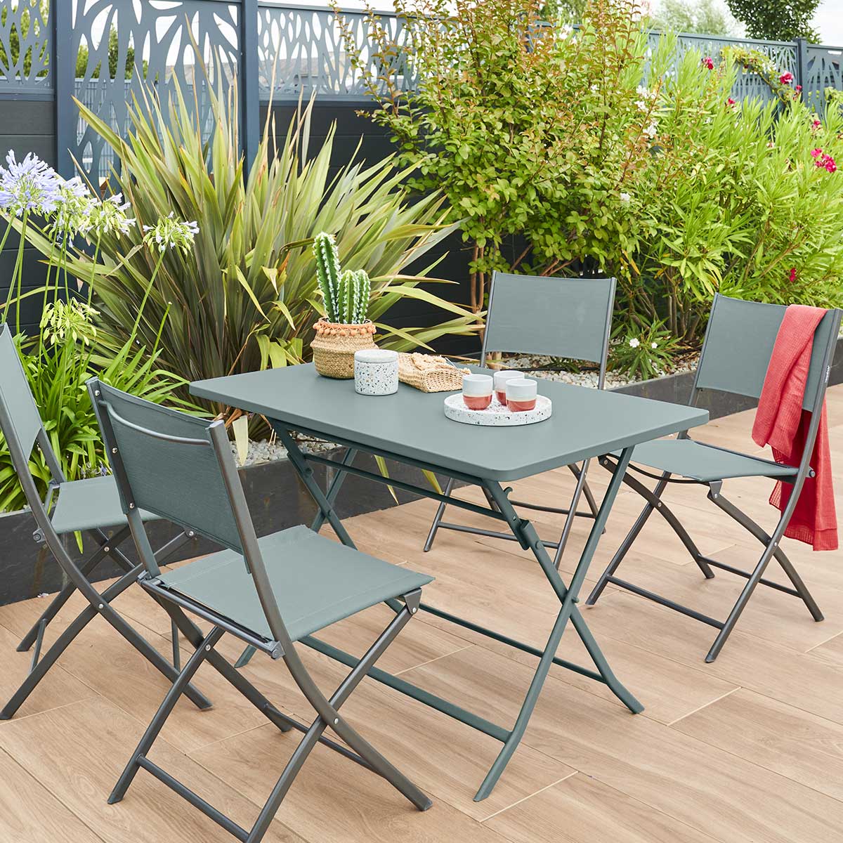 Table de jardin pliante rectangulaire GREENSBORO Vert jade 4 places - Acier traité époxy, Traitement antirouille renforcé Hespéride