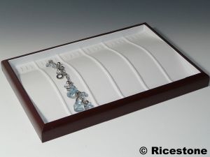 Ricestone 6e) Plateau 24x34 cm 24 bracelets.