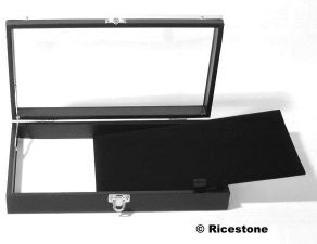 Ricestone 1) Coffret luxe vitré16x28x5cm, Similicuir noir.