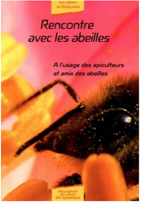Lubéron Apiculture Rencontre avec les abeilles, de Joséphine Bernhardt Lubéron Apiculture Rencontre avec les abeilles, de Joséphine Bernhardt
