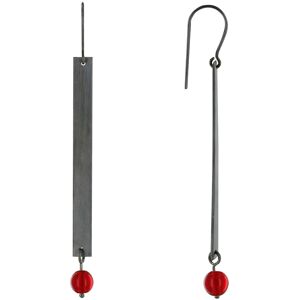 LES POULETTES BIJOUX Boucles d'Oreilles Crochet Ruthénium Rectangle Plat et Perle de Verre - Rouge