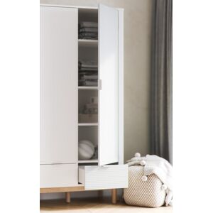 petitechambre.fr Armoire pour chambre bébé de la collection MILOO   Blanc   MDF