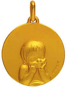 Augis Médaille laïque enfant rêveur - Or jaune 18ct Augis Médaille laïque enfant rêveur - Or jaune 18ct