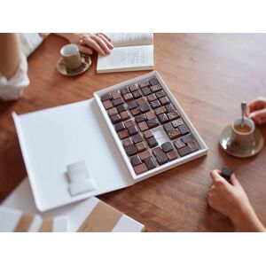 Smartbox Coffret de gourmandises Lenôtre avec ses chocolats et confiseries Coffret cadeau Smartbox