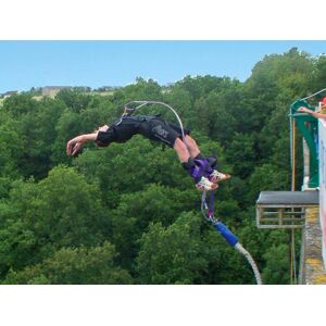 Saut à l’élastique en tandem au viaduc de Saint-Georges-le-Gaultier avec