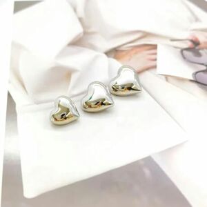 YJMYZ Lot de 10 boutons en forme de cœur en métal de qualité, 15/18/20 mm, pour couture, pulls, chemises, accessoires faits à la main, argent, 15 mm - Publicité YJMYZ Lot de 10 boutons en forme de cœur en métal de qualité, 15/18/20 mm, pour couture, pulls, chemises, accessoires faits à la main, argent, 15 mm - Publicité