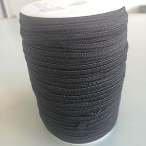 PIZZITALIANI LACES & RIBBONS SINCE 1953 PIZZITALIANI Ruban Elastique Couture Noir 5mm X 100m Band Elastique Plat Souple et Résistant, Idéal pour Vêtements et Masques, Bricolage, Accessoires, Fabriqué en Italie - Publicité PIZZITALIANI LACES & RIBBONS SINCE 1953 PIZZITALIANI Ruban Elastique Couture Noir 5mm X 100m Band Elastique Plat Souple et Résistant, Idéal pour Vêtements et Masques, Bricolage, Accessoires, Fabriqué en Italie - Publicité