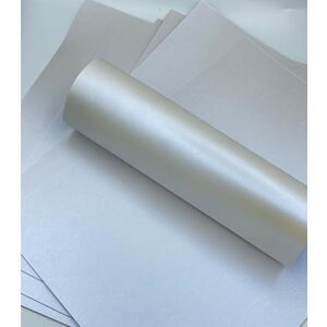Syntego Lot de 10 feuilles de papier cartonné A4 bleu nacré – Ivoire avec reflet bleu, double face, couverture 300 g/m² pour travaux manuels, scrapbooking, fabrication de cartes - Publicité Syntego Lot de 10 feuilles de papier cartonné A4 bleu nacré – Ivoire avec reflet bleu, double face, couverture 300 g/m² pour travaux manuels, scrapbooking, fabrication de cartes - Publicité