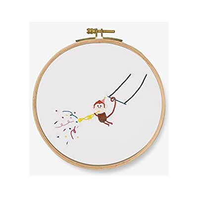 DMC Kit broderie "Tadaa ! Le Singe - Publicité DMC Kit broderie "Tadaa ! Le Singe - Publicité