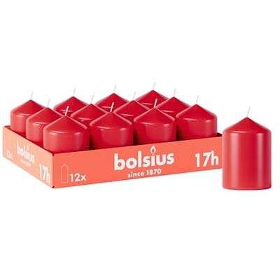 Bolsius Lot de 12 bougies piliers lisses Rouges 8 x 6 cm Durée de combustion : 17 heures Non parfumées, Contient de la cire végétale naturelle Sans huile de palme - Publicité Bolsius Lot de 12 bougies piliers lisses Rouges 8 x 6 cm Durée de combustion : 17 heures Non parfumées, Contient de la cire végétale naturelle Sans huile de palme - Publicité