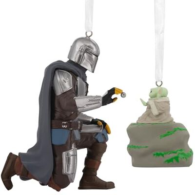 Hallmark Storied Moments, The Mandalorian & Grogu, décoration d'arbre Star Wars, décoration à Suspendre en résine, décoration de Noël à Suspendre, Cadeaux de Noël - Publicité Hallmark Storied Moments, The Mandalorian & Grogu, décoration d'arbre Star Wars, décoration à Suspendre en résine, décoration de Noël à Suspendre, Cadeaux de Noël - Publicité