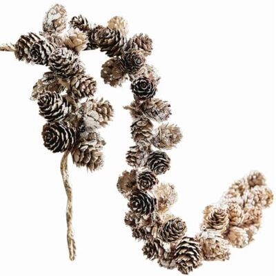 Loberon Jacci Guirlande de Pommes de pin La Quintessence du Naturel Délicate Finition Effet Neige, Marron - Publicité Loberon Jacci Guirlande de Pommes de pin La Quintessence du Naturel Délicate Finition Effet Neige, Marron - Publicité