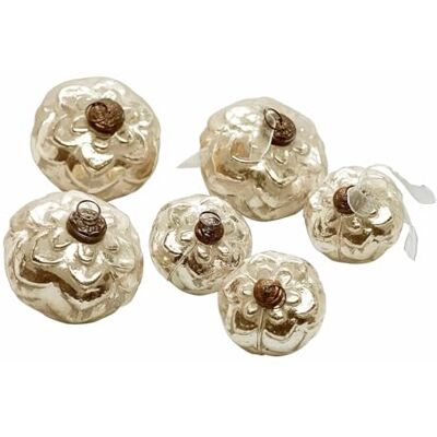 Loberon Xilianne Lot de 6 Boules de Noël Verre soufflé à la Bouche Finition Coloris argenté Vieilli, argenté Vieilli - Publicité Loberon Xilianne Lot de 6 Boules de Noël Verre soufflé à la Bouche Finition Coloris argenté Vieilli, argenté Vieilli - Publicité