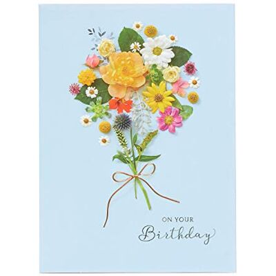 UK Greetings On Your Birthday Carte d'anniversaire florale avec inscription « In The Meadow » - Publicité UK Greetings On Your Birthday Carte d'anniversaire florale avec inscription « In The Meadow » - Publicité
