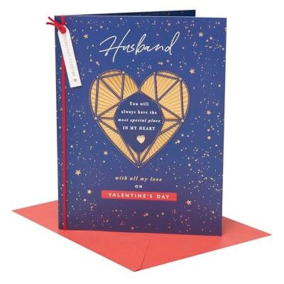 UK Greetings Carte de Saint-Valentin pour mari – Cœur doré complexe - Publicité UK Greetings Carte de Saint-Valentin pour mari – Cœur doré complexe - Publicité
