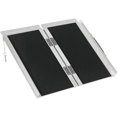 HOMCOM Rampe de Fauteuil Roulant Pliable Antidérapante 60x73 cm Noir Rampe de Chargement Sablage, Alliage d'Aluminium, Bordures de Sécurité, Stickers Réfléchissants, Charge Max. 270 Kg - Publicité HOMCOM Rampe de Fauteuil Roulant Pliable Antidérapante 60x73 cm Noir Rampe de Chargement Sablage, Alliage d'Aluminium, Bordures de Sécurité, Stickers Réfléchissants, Charge Max. 270 Kg - Publicité