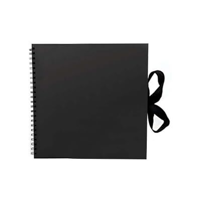 Karrma Ltd. Album photo de scrapbooking Petit format 15 x 15 cm Noir Carré Avec 50 feuilles et 100 pages Fermeture à ruban Idéal pour mariage, famille, bébé, vacances, loisirs créatifs - Publicité Karrma Ltd. Album photo de scrapbooking Petit format 15 x 15 cm Noir Carré Avec 50 feuilles et 100 pages Fermeture à ruban Idéal pour mariage, famille, bébé, vacances, loisirs créatifs - Publicité