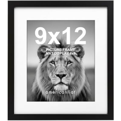 Americanflat 9x12 Picture Frame with Shatter-Resistant Glass Use as 6x8 Frame with Mat or Display 9x12 Photo Without Mat Signature Collection Picture Frames for Tabletop and Wall Display Black - Publicité Americanflat 9x12 Picture Frame with Shatter-Resistant Glass Use as 6x8 Frame with Mat or Display 9x12 Photo Without Mat Signature Collection Picture Frames for Tabletop and Wall Display Black - Publicité