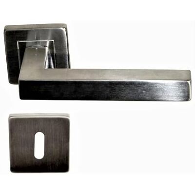 KLOSE BESSER - colette Quadrata - 20 x 10 mm - Door Handle - Publicité KLOSE BESSER - colette Quadrata - 20 x 10 mm - Door Handle - Publicité