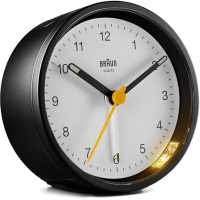 Braun Réveil analogique Classique avec Fonction Snooze et lumière, Mouvement à Quartz Silencieux, bip de l’Alarme en Crescendo, en Noir et Blanc, modèle BC12BW. Publicité Braun Réveil analogique Classique avec Fonction Snooze et lumière, Mouvement à Quartz Silencieux, bip de l’Alarme en Crescendo, en Noir et Blanc, modèle BC12BW. Publicité