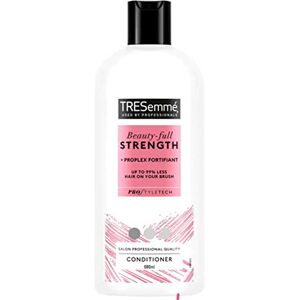 TRESemmé Beauty-Full Strength avec Revitalisant Fortifiant ProPlex pour cheveux abîmés 680 ml - Publicité TRESemmé Beauty-Full Strength avec Revitalisant Fortifiant ProPlex pour cheveux abîmés 680 ml - Publicité