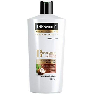 TRESemmé Botanique Coco Conditioner Paquet de 3 x 700 ml Total: 2100 ml - Publicité TRESemmé Botanique Coco Conditioner Paquet de 3 x 700 ml Total: 2100 ml - Publicité
