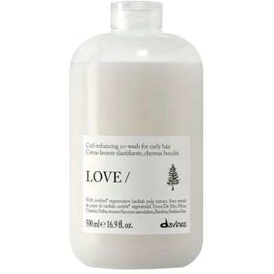 Davines Love Curl Co-wash Élastique pour cheveux bouclés 500 ml - Publicité Davines Love Curl Co-wash Élastique pour cheveux bouclés 500 ml - Publicité
