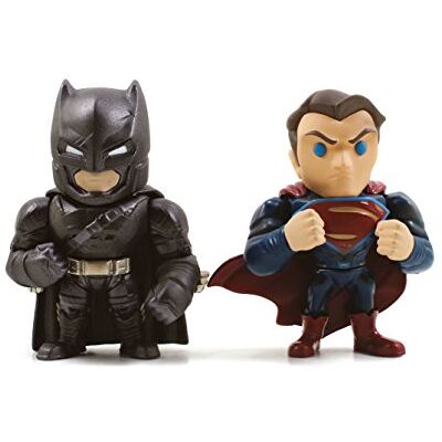 Jada Funko 97394 DC 97394 4 Inch Batman vs Superman Superman and Armor Batman Movie Figure (Pack of 2) - Publicité Jada Funko 97394 DC 97394 4 Inch Batman vs Superman Superman and Armor Batman Movie Figure (Pack of 2) - Publicité