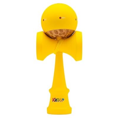KROM Kendama Kolor Jaune – Kendama avec revêtement en Caoutchouc, Forme 2GOOD, Ken érable et tama de hêtre - Publicité KROM Kendama Kolor Jaune – Kendama avec revêtement en Caoutchouc, Forme 2GOOD, Ken érable et tama de hêtre - Publicité