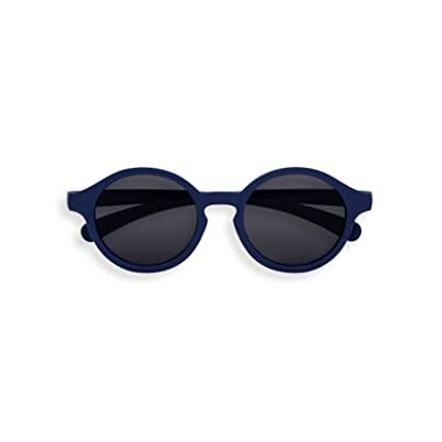Izipizi / Lunettes De Soleil Enfant (3-5 ans) / Modèle Kids + / Catégorie 3 / 100% UV / Polarisées (Bleu Marine / Denim Blue) - Publicité Izipizi / Lunettes De Soleil Enfant (3-5 ans) / Modèle Kids + / Catégorie 3 / 100% UV / Polarisées (Bleu Marine / Denim Blue) - Publicité