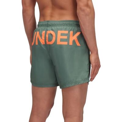 Short de bain imprimé par Sundek - Publicité Short de bain imprimé par Sundek - Publicité
