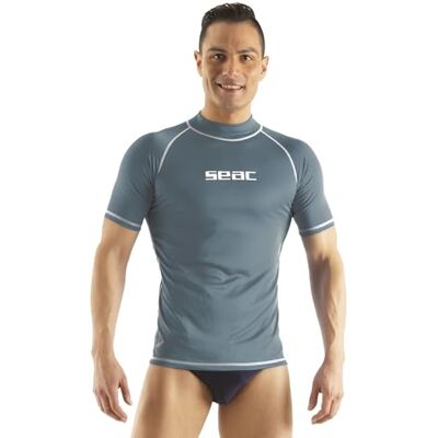 Seac T-Sun Short Man, Rashguard T-Sun pour Homme, Manches Courtes, Protection Solaire UV 97.5% , gris, L - Publicité Seac T-Sun Short Man, Rashguard T-Sun pour Homme, Manches Courtes, Protection Solaire UV 97.5% , gris, L - Publicité