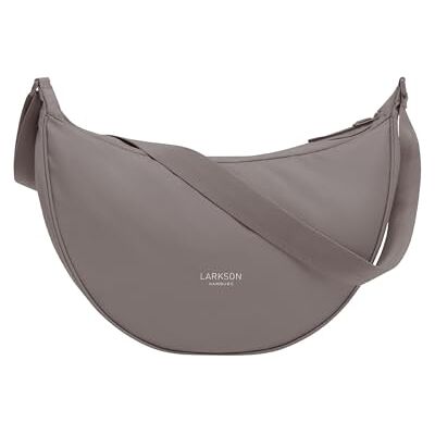 LARKSON Sac Bandoulière Femme & Homme Marron Solveig Large Sac bandoulière style demi-lune, sac à épaule demi-rond, design moon bag, résistant à l'eau - Publicité LARKSON Sac Bandoulière Femme & Homme Marron Solveig Large Sac bandoulière style demi-lune, sac à épaule demi-rond, design moon bag, résistant à l'eau - Publicité