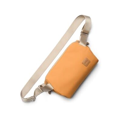 Bellroy Classic Sling (Sac à bandoulière 3 L Classique minimaliste avec organisation interne, sangle réglable et soufflet auto-compressible) Butterscotch - Publicité Bellroy Classic Sling (Sac à bandoulière 3 L Classique minimaliste avec organisation interne, sangle réglable et soufflet auto-compressible) Butterscotch - Publicité