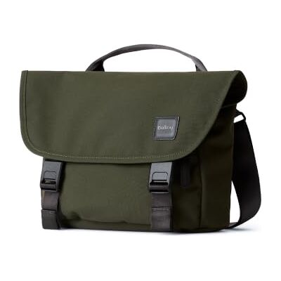 Bellroy Classic Messenger 6 L, Petite sacoche Olive - Publicité Bellroy Classic Messenger 6 L, Petite sacoche Olive - Publicité