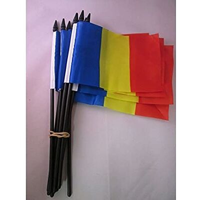 Drapeau Roumanie 15x10cm Lot de 10 - Polyester léger - Publicité Drapeau Roumanie 15x10cm Lot de 10 - Polyester léger - Publicité
