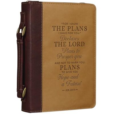 ART Étui de bible classique en cuir végétalien pour homme : I Know The Plans – Verso biblique inspirant, étui robuste et facile à transporter avec boucles pour stylo, marron, taille L - Publicité ART Étui de bible classique en cuir végétalien pour homme : I Know The Plans – Verso biblique inspirant, étui robuste et facile à transporter avec boucles pour stylo, marron, taille L - Publicité
