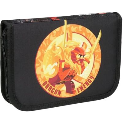 SKANDO BAGS Trousse Lego® Ninjago Dragon Energy : contient des crayons, des crayons de couleur, une gomme, un taille-crayon, une règle, etc. Avec emploi du temps, porte-nom et matériau durable sans - Publicité SKANDO BAGS Trousse Lego® Ninjago Dragon Energy : contient des crayons, des crayons de couleur, une gomme, un taille-crayon, une règle, etc. Avec emploi du temps, porte-nom et matériau durable sans - Publicité