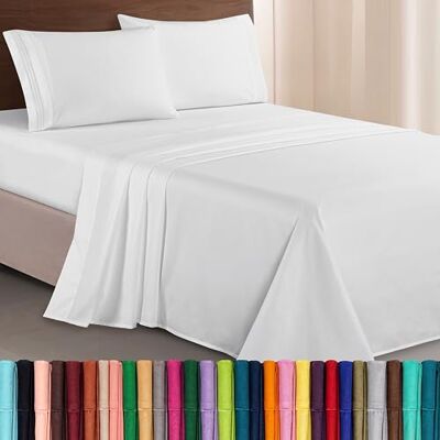 Elegant Comfort Parure de lit Douce de 4 pièces en Microfibre de qualité hôtelière 1500 avec Broderie à Trois Lignes, résistante aux Plis et à la décoloration, pour très Grand lit, Blanc - Publicité Elegant Comfort Parure de lit Douce de 4 pièces en Microfibre de qualité hôtelière 1500 avec Broderie à Trois Lignes, résistante aux Plis et à la décoloration, pour très Grand lit, Blanc - Publicité
