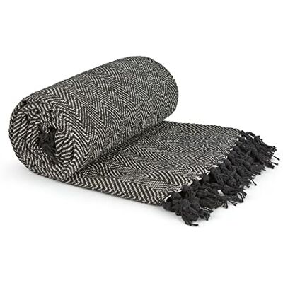 Emma Barclay Jeté de lit en Coton recyclé à Motif à Chevrons pour Fauteuil, canapé, lit, Noir, 90 x 100 cm (228 x 254 cm) - Publicité Emma Barclay Jeté de lit en Coton recyclé à Motif à Chevrons pour Fauteuil, canapé, lit, Noir, 90 x 100 cm (228 x 254 cm) - Publicité