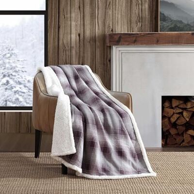 Eddie Bauer Couverture, literie en Polaire brossée avec Revers en Sherpa, décoration d'intérieur à Carreaux Doux et Confortable, Motif écossais Nordique Violet, 127 x 177,8 cm - Publicité Eddie Bauer Couverture, literie en Polaire brossée avec Revers en Sherpa, décoration d'intérieur à Carreaux Doux et Confortable, Motif écossais Nordique Violet, 127 x 177,8 cm - Publicité