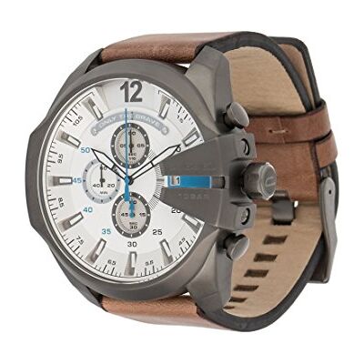 Diesel Mega Chief Mouvement Quartz Affichage Analogique Bracelet Cuir marron et Cadran Blanc Homme - Publicité Diesel Mega Chief Mouvement Quartz Affichage Analogique Bracelet Cuir marron et Cadran Blanc Homme - Publicité