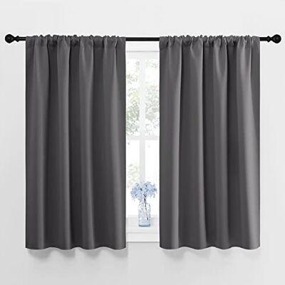 NICETOWN Rideaux de fenêtre Gris pour Chambre à Coucher – Décoration de la Maison – Isolation Thermique avec Passe-Tringle pour Petites fenêtres (Gris, 2 Panneaux, 106,7 x 114,3 cm) - Publicité NICETOWN Rideaux de fenêtre Gris pour Chambre à Coucher – Décoration de la Maison – Isolation Thermique avec Passe-Tringle pour Petites fenêtres (Gris, 2 Panneaux, 106,7 x 114,3 cm) - Publicité