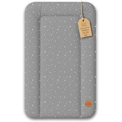 Totsy Baby Matelas a langer bebe 70x50 cm table à langer pour bébé avec plan, tapis imperméable facile à nettoyer à poser sur une machine à laver ou une commode Hemnes ou Malm Oeko-Tex Galaxie B - Publicité Totsy Baby Matelas a langer bebe 70x50 cm table à langer pour bébé avec plan, tapis imperméable facile à nettoyer à poser sur une machine à laver ou une commode Hemnes ou Malm Oeko-Tex Galaxie B - Publicité